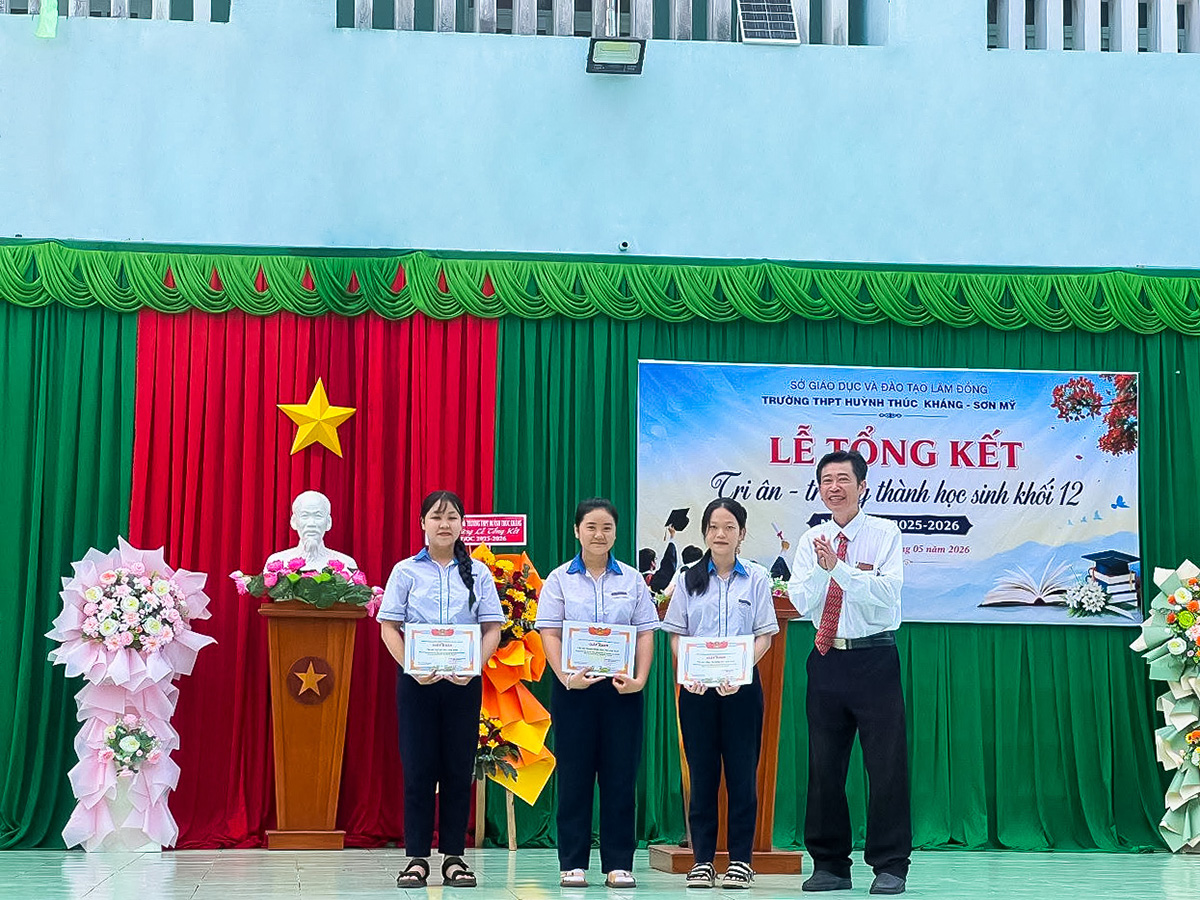 Em Huỳnh Minh Khang